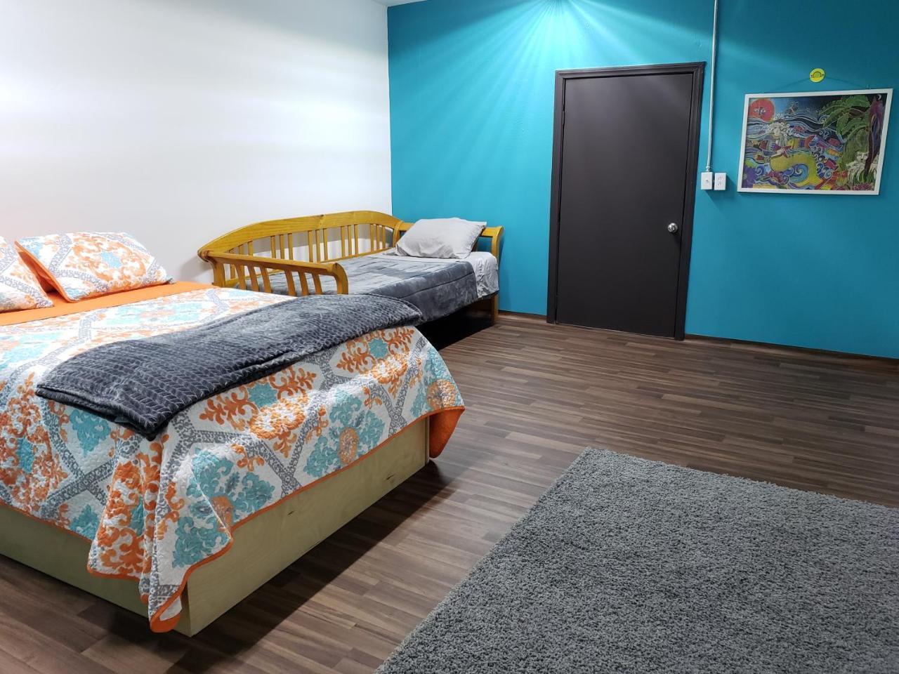 North Hostel ティファナ エクステリア 写真