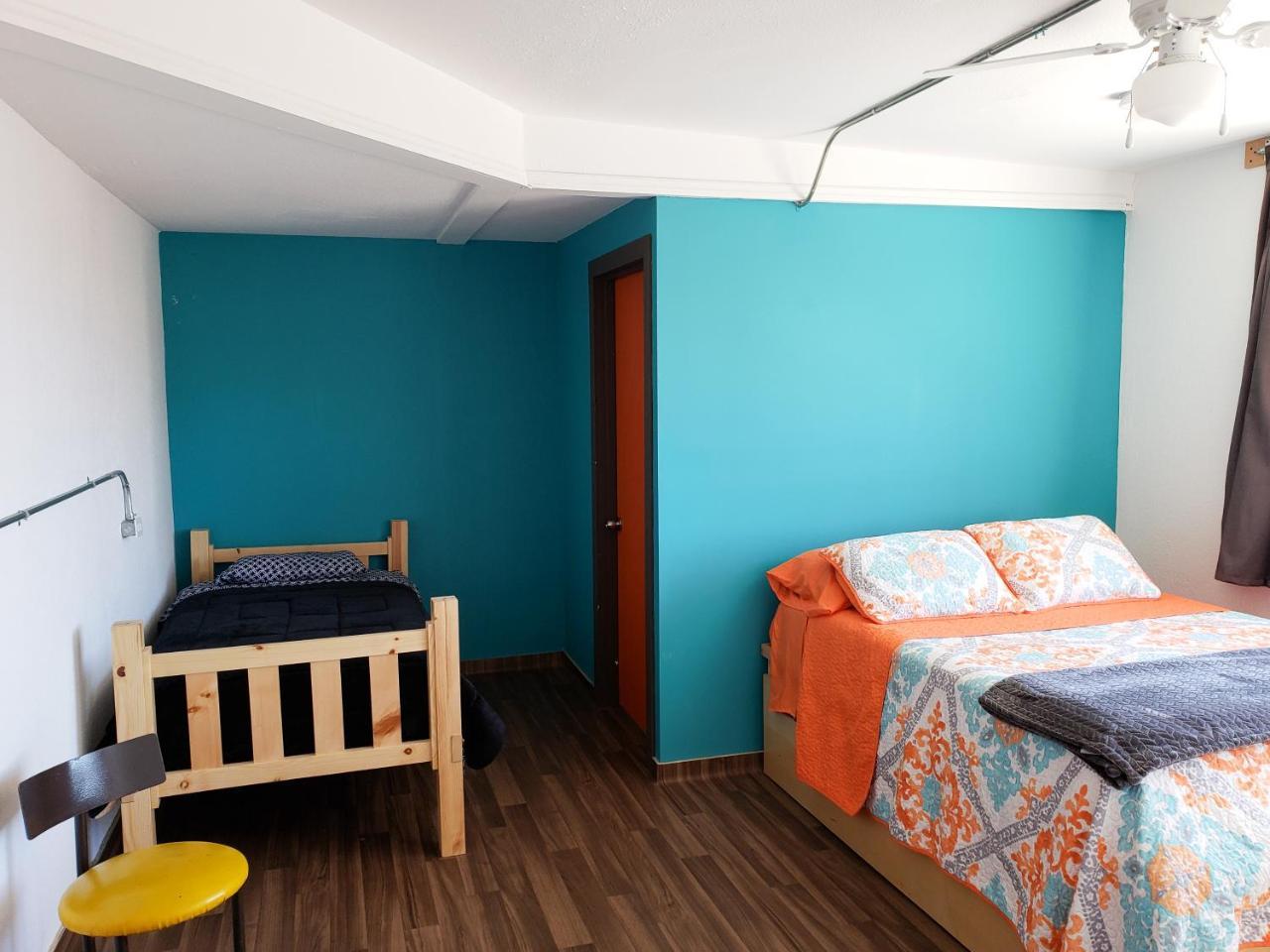 North Hostel ティファナ エクステリア 写真